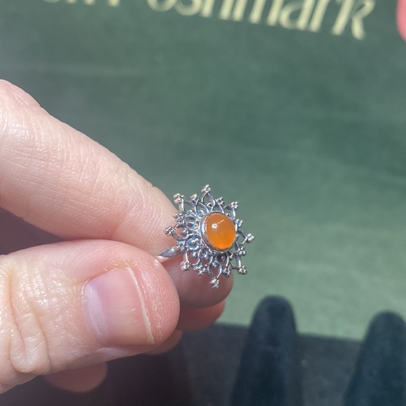 Solid Sterling Silver Orange Chalcedony Ring - Picture 3 of 4